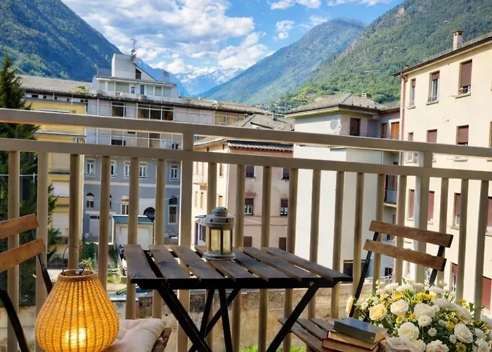 Mary House Station Large Sondrio