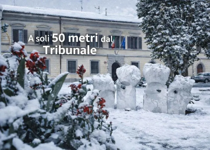 Mary House Station Large Apartamento Sondrio